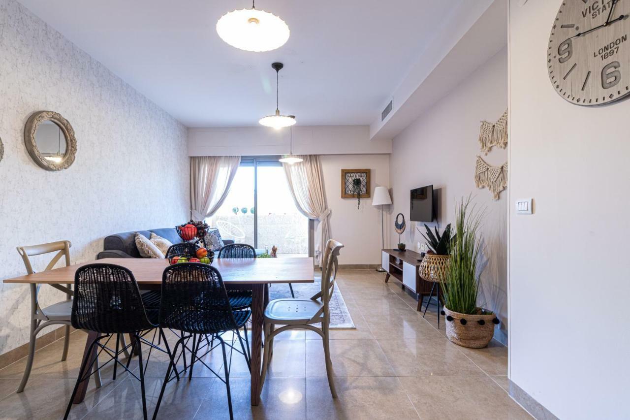 Haneviim Court Jerusalem Exterior photo